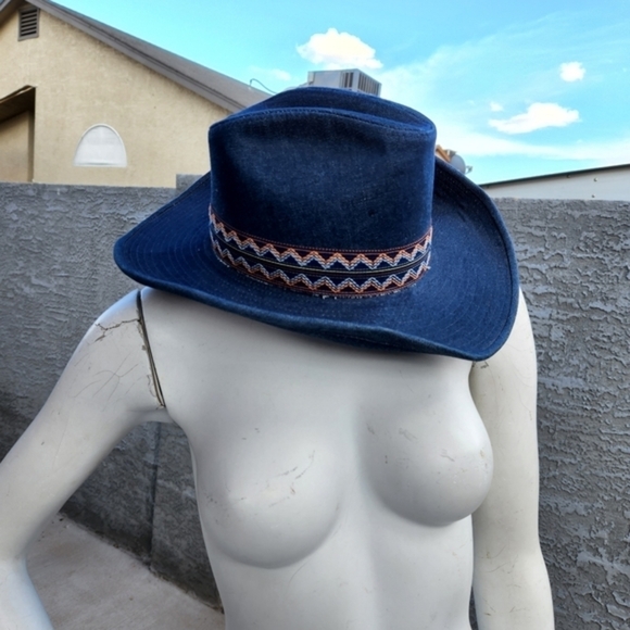 JEAN DUKES OF HAZZARD’s 1970s Hat - Picture 9 of 12